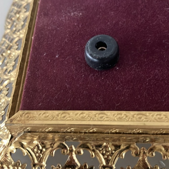 Vintage Gold Filigree Elegant Gold Framed Mirror Tray. - Picture 9 of 11